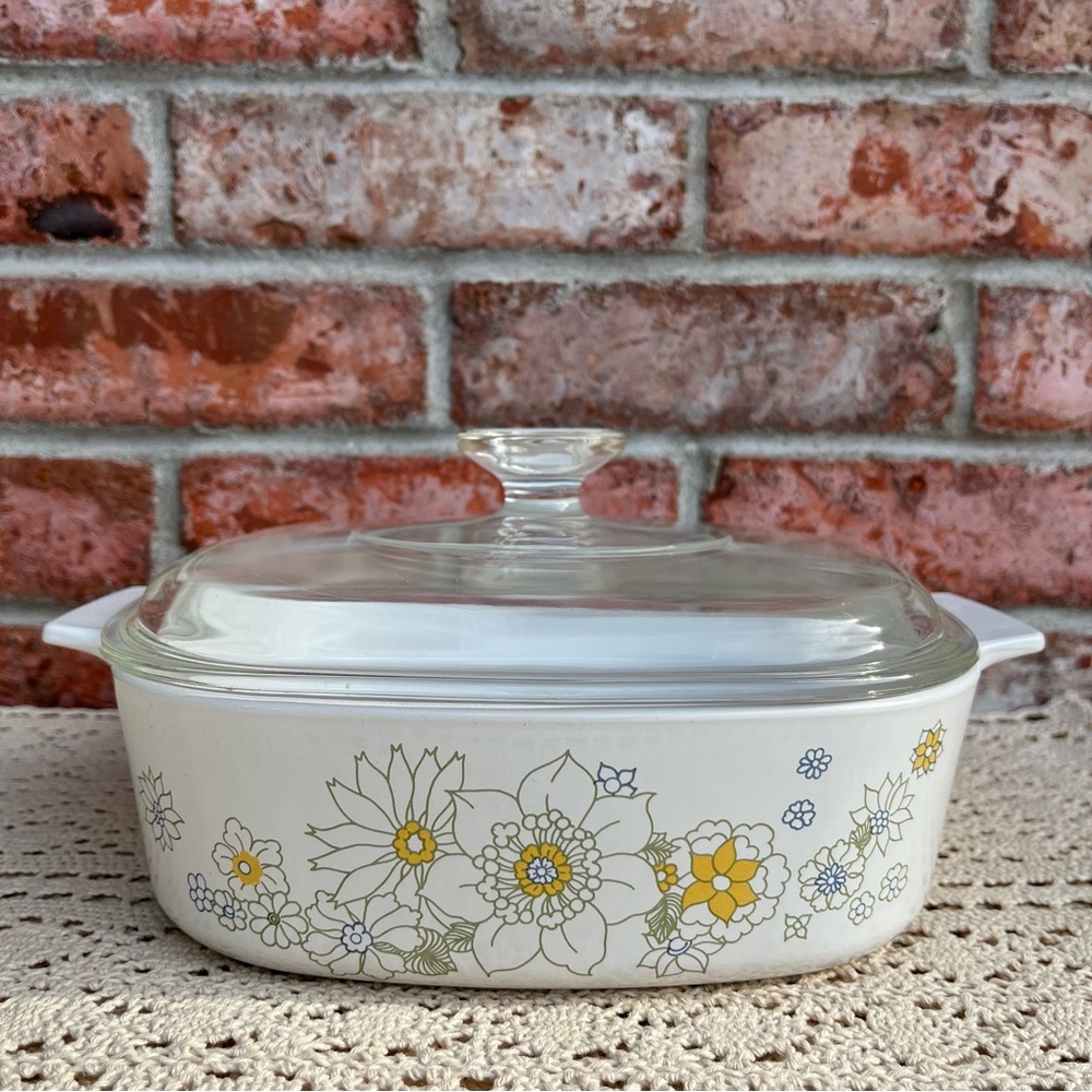 Corning Ware Floral Bouquet A-2-B 2 Qt Casserole Dish w/ Lid Vintage